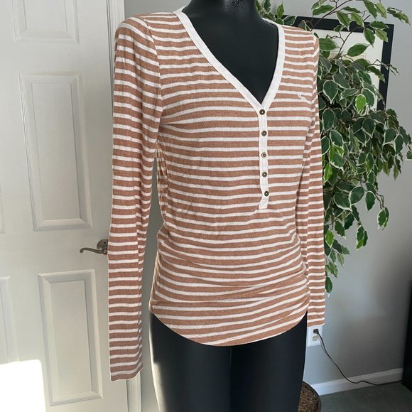 Abercrombie & Fitch Striped Long Sleeve Tee - Size M - Picture 3 of 6